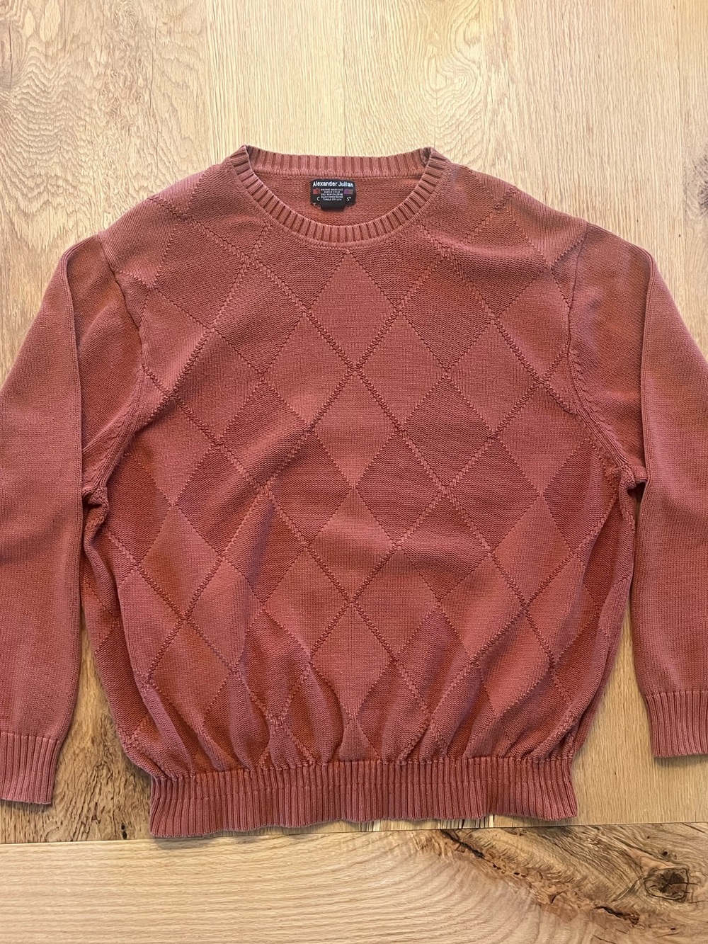 Alexander Julian Men’s Crewneck Sweater in Rust